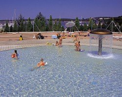 Валалта. Бассейн